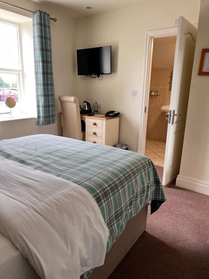 The Craven Heifer Inn Kelbrook Exteriör bild