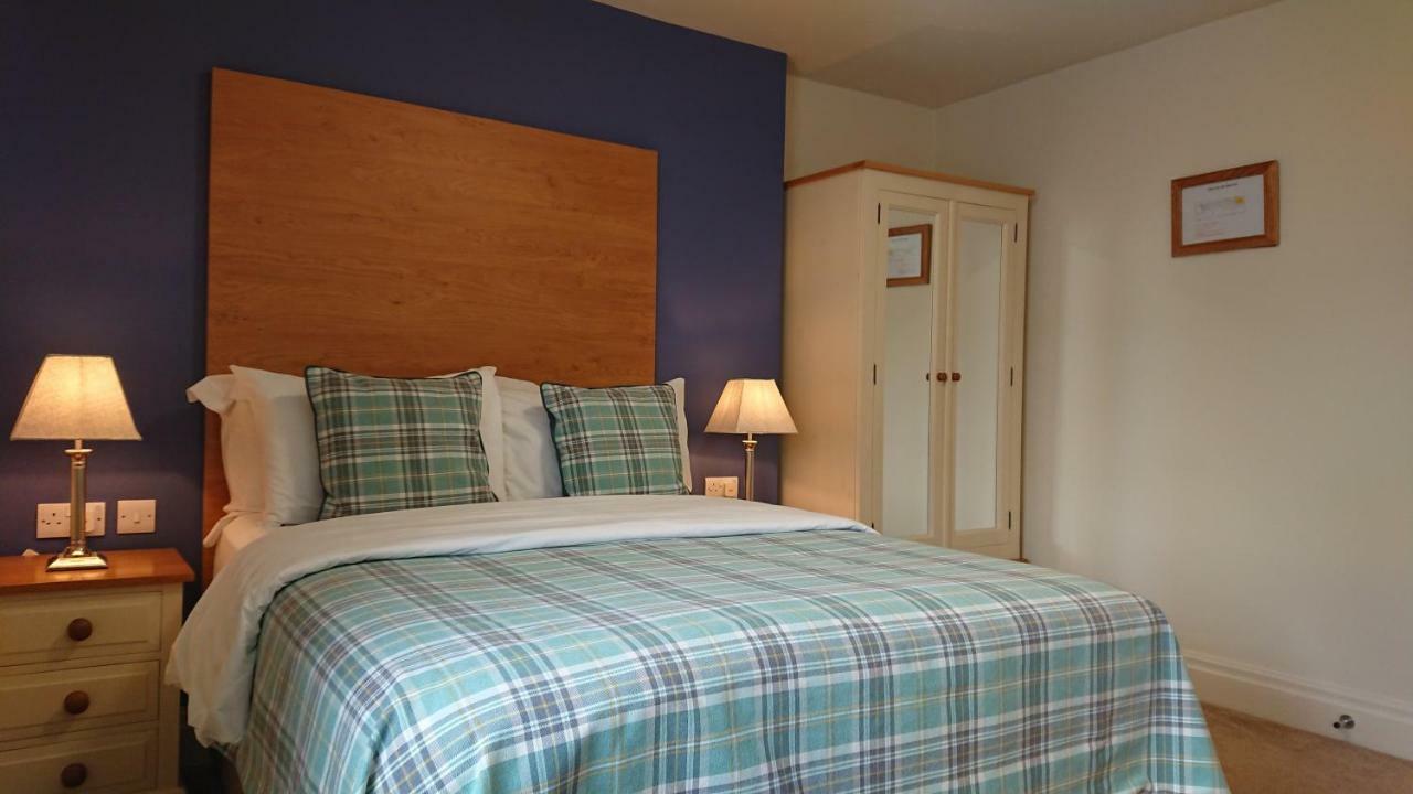 The Craven Heifer Inn Kelbrook Exteriör bild